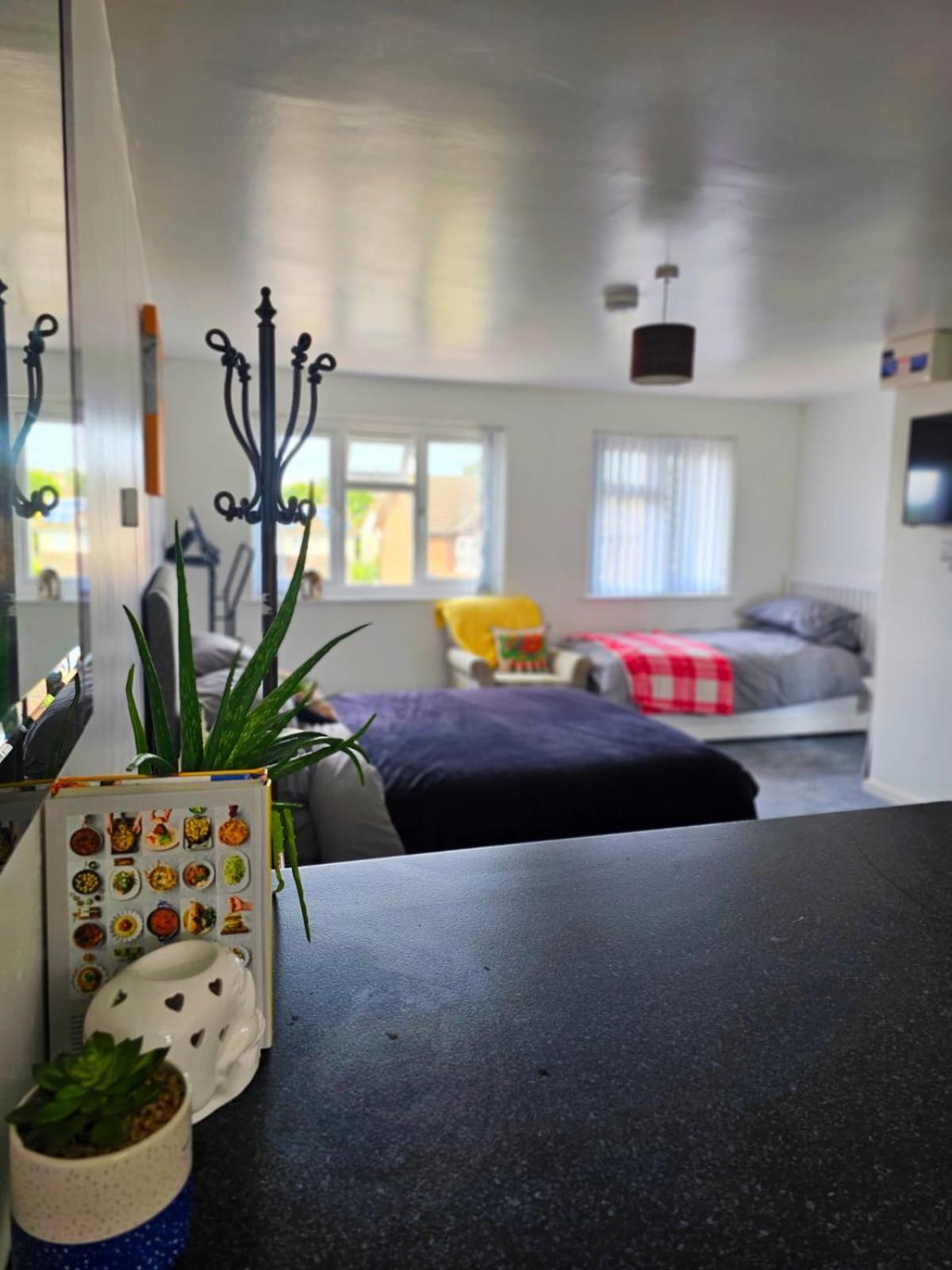 Modern Comfortable Quiet Self Contained Apartments Brackley  Exterior foto